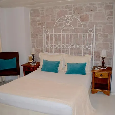 Cunda Adali Ayvalı